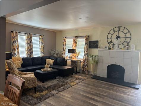 1111 Colonial Boulevard NE Canton OH 44714