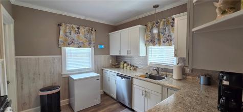 1111 Colonial Boulevard NE Canton OH 44714