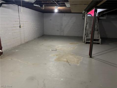 1111 Colonial Boulevard NE Canton OH 44714