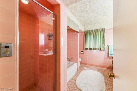 20193 Beachcliff Boulevard Rocky River OH 44116