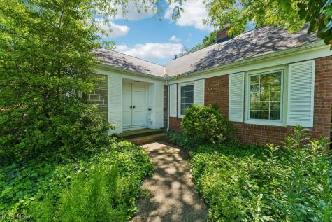 20193 Beachcliff Boulevard Rocky River OH 44116