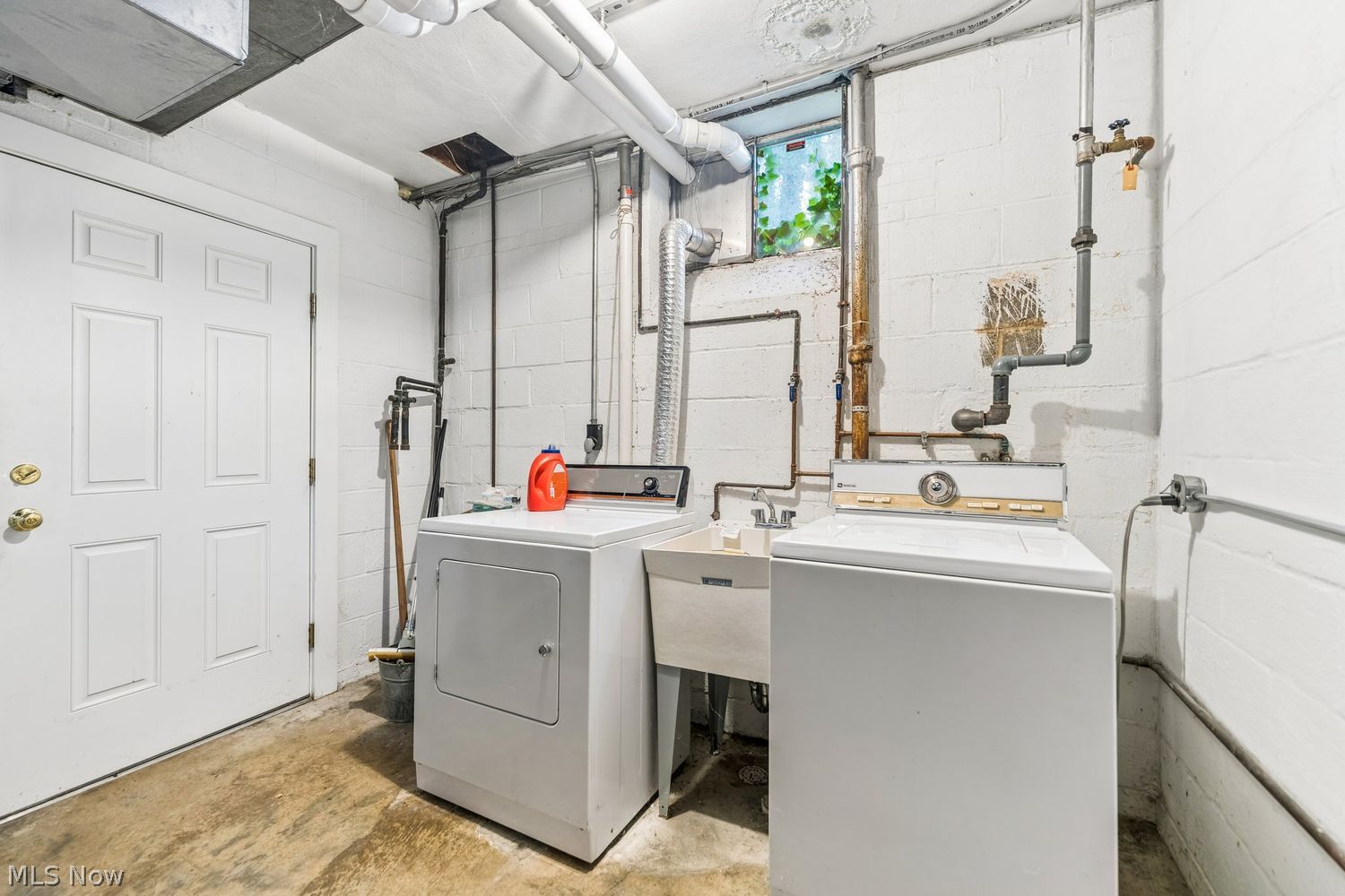 20193 Beachcliff Boulevard Rocky River OH 44116