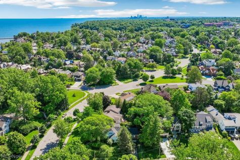 20193 Beachcliff Boulevard Rocky River OH 44116