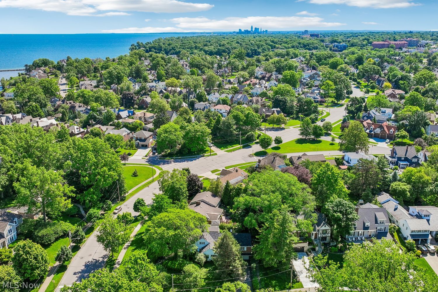 20193 Beachcliff Boulevard Rocky River OH 44116