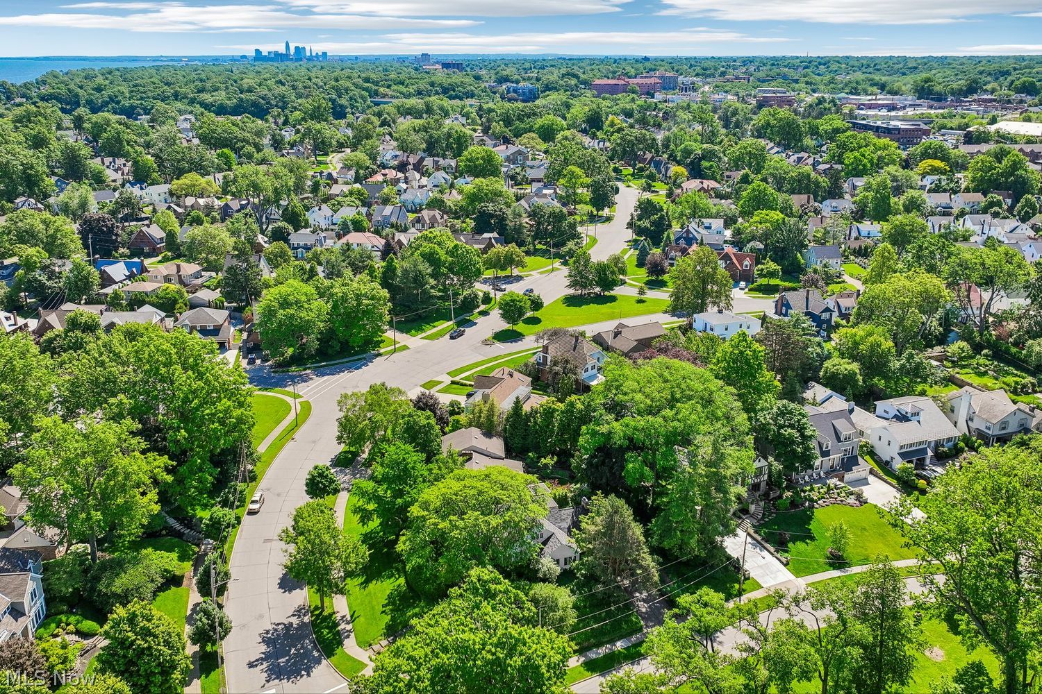 20193 Beachcliff Boulevard Rocky River OH 44116
