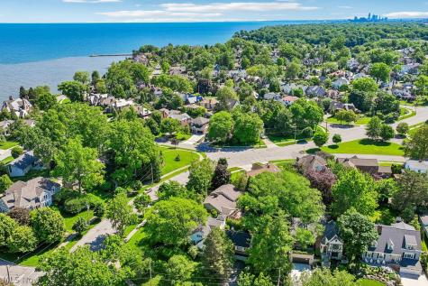 20193 Beachcliff Boulevard Rocky River OH 44116