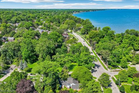 20193 Beachcliff Boulevard Rocky River OH 44116