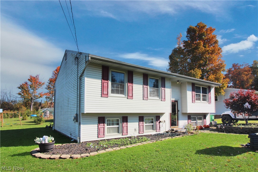 4676 Knickerbocker Circle Ashtabula OH 44004