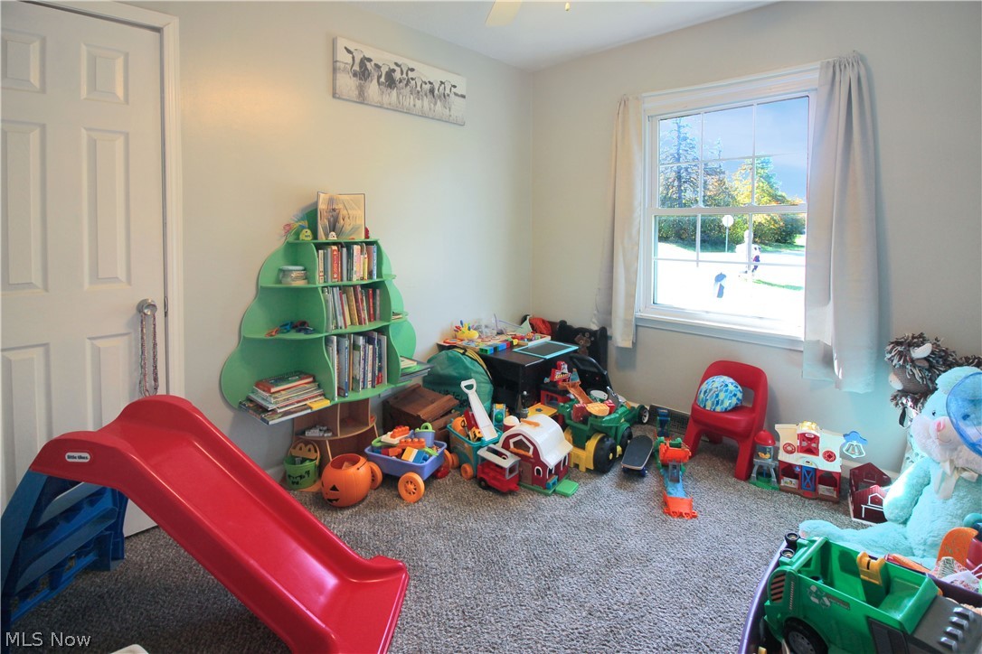 4676 Knickerbocker Circle Ashtabula OH 44004