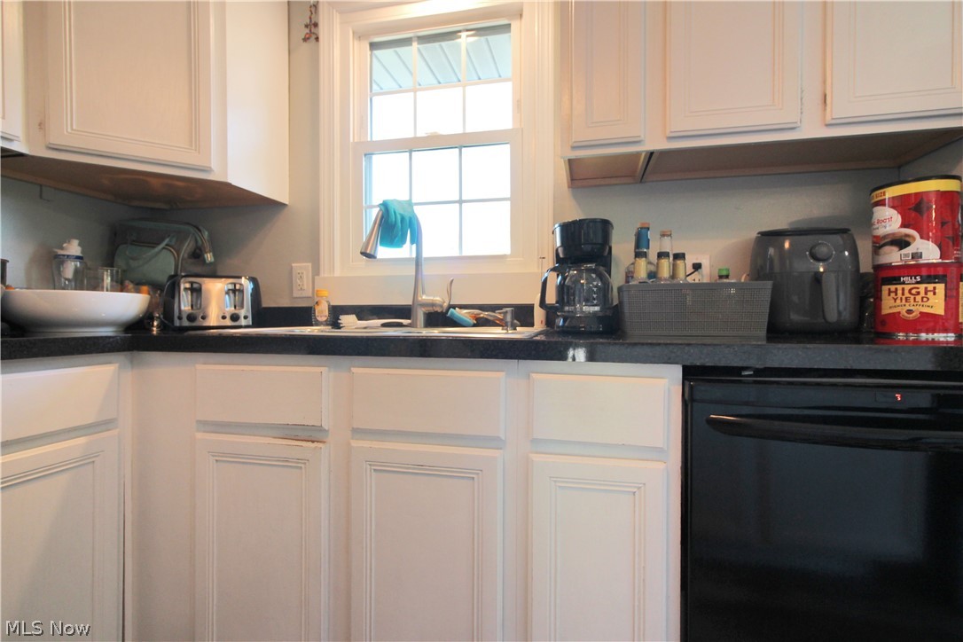 4676 Knickerbocker Circle Ashtabula OH 44004