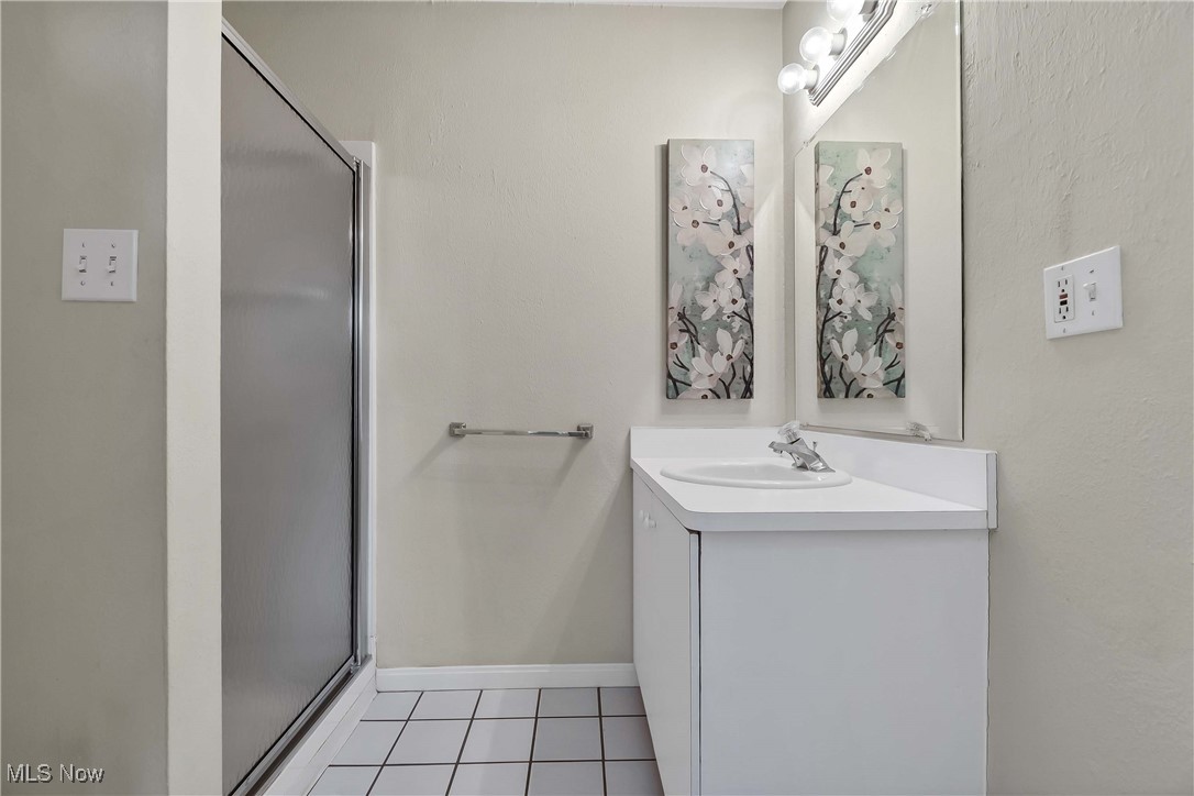 4 Westfield Lane Rocky River OH 44116