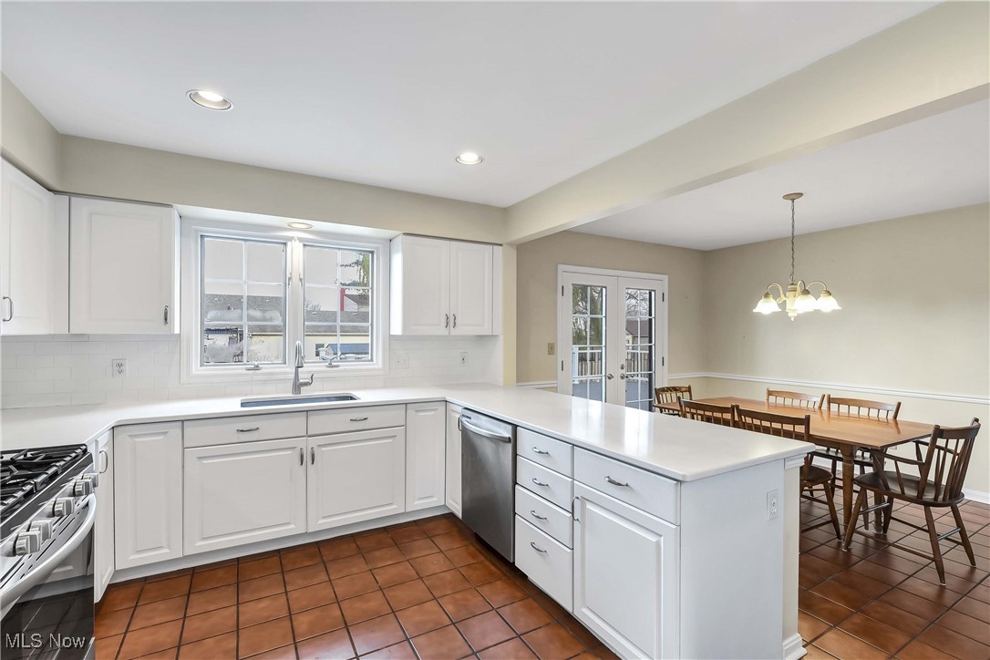 4 Westfield Lane Rocky River OH 44116