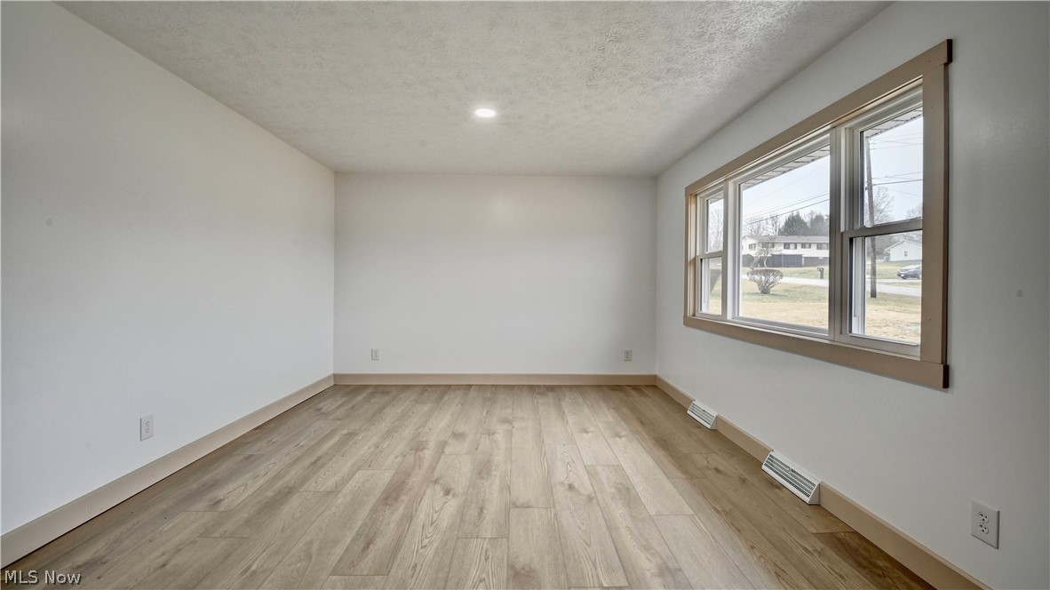 362 Jettie Avenue NE Canton OH 44730