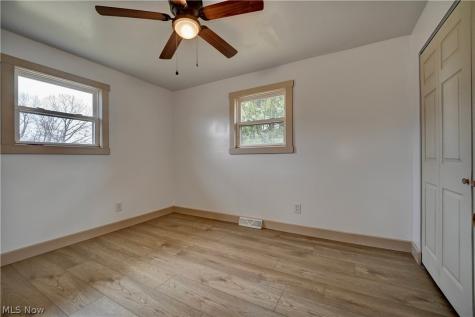 362 Jettie Avenue NE Canton OH 44730