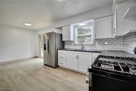 362 Jettie Avenue NE Canton OH 44730
