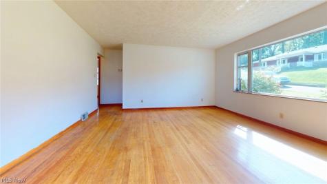3132 Glendwell Road Steubenville OH 43952