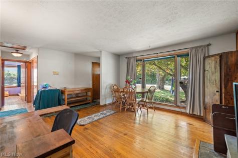 14421 Garden Street Burton OH 44021