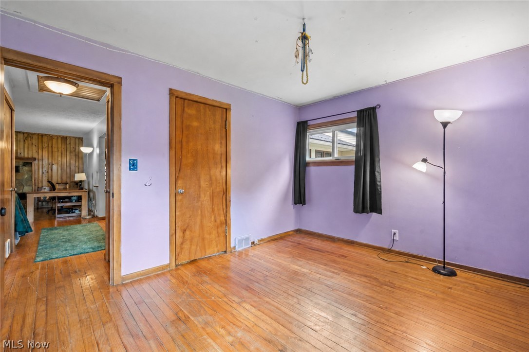 14421 Garden Street Burton OH 44021