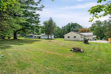 14421 Garden Street Burton OH 44021
