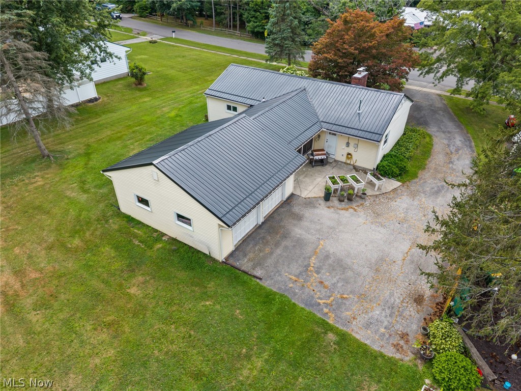 14421 Garden Street Burton OH 44021