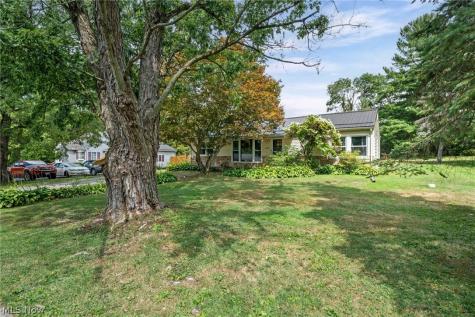 14421 Garden Street Burton OH 44021