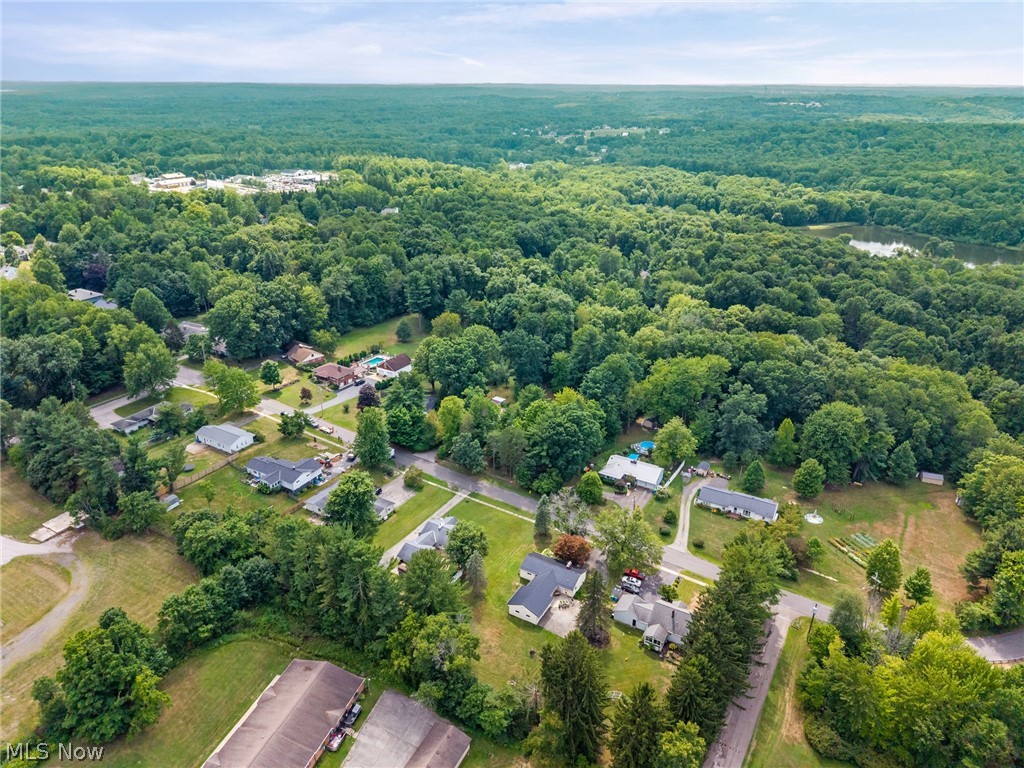 14421 Garden Street Burton OH 44021