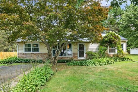 14421 Garden Street Burton OH 44021