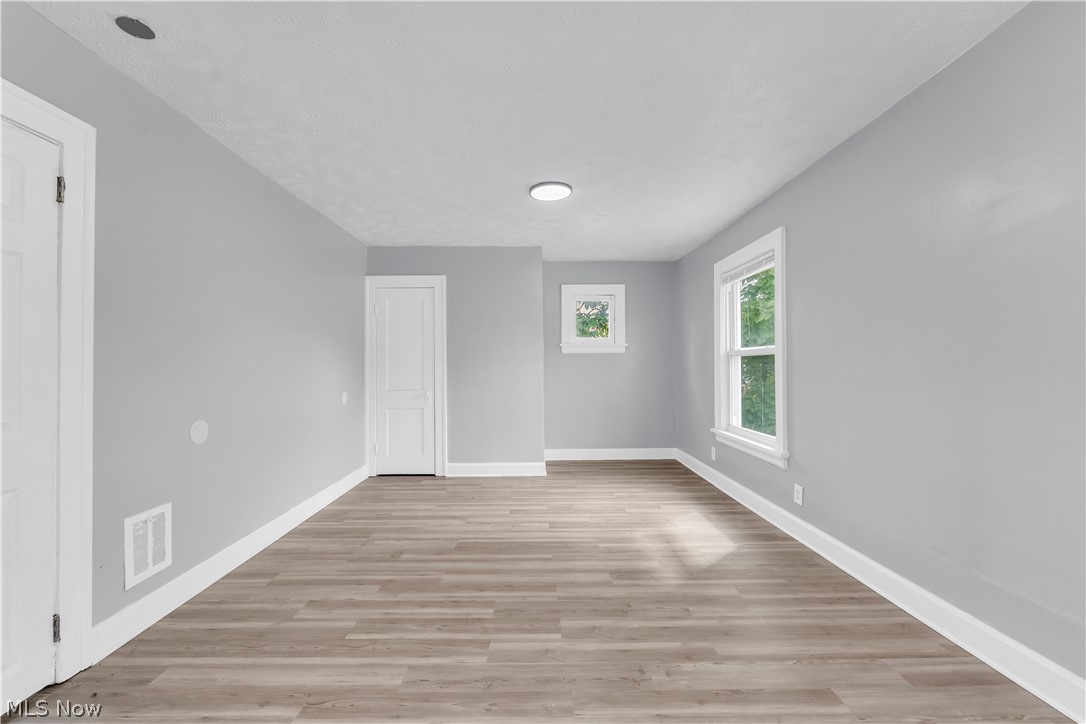 12701 Rexford Avenue Cleveland OH 44105