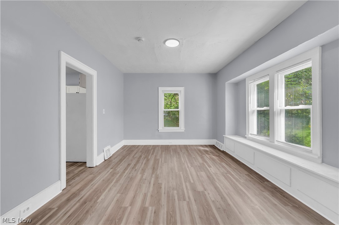 12701 Rexford Avenue Cleveland OH 44105