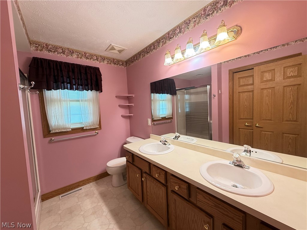 1349 Bannerstone Drive Painesville OH 44077