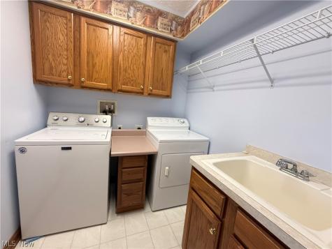 1349 Bannerstone Drive Painesville OH 44077