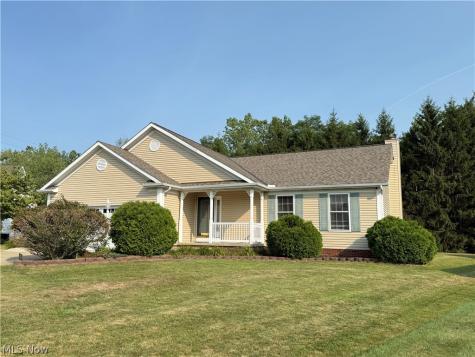 1349 Bannerstone Drive Painesville OH 44077