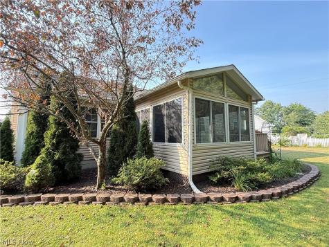 1349 Bannerstone Drive Painesville OH 44077
