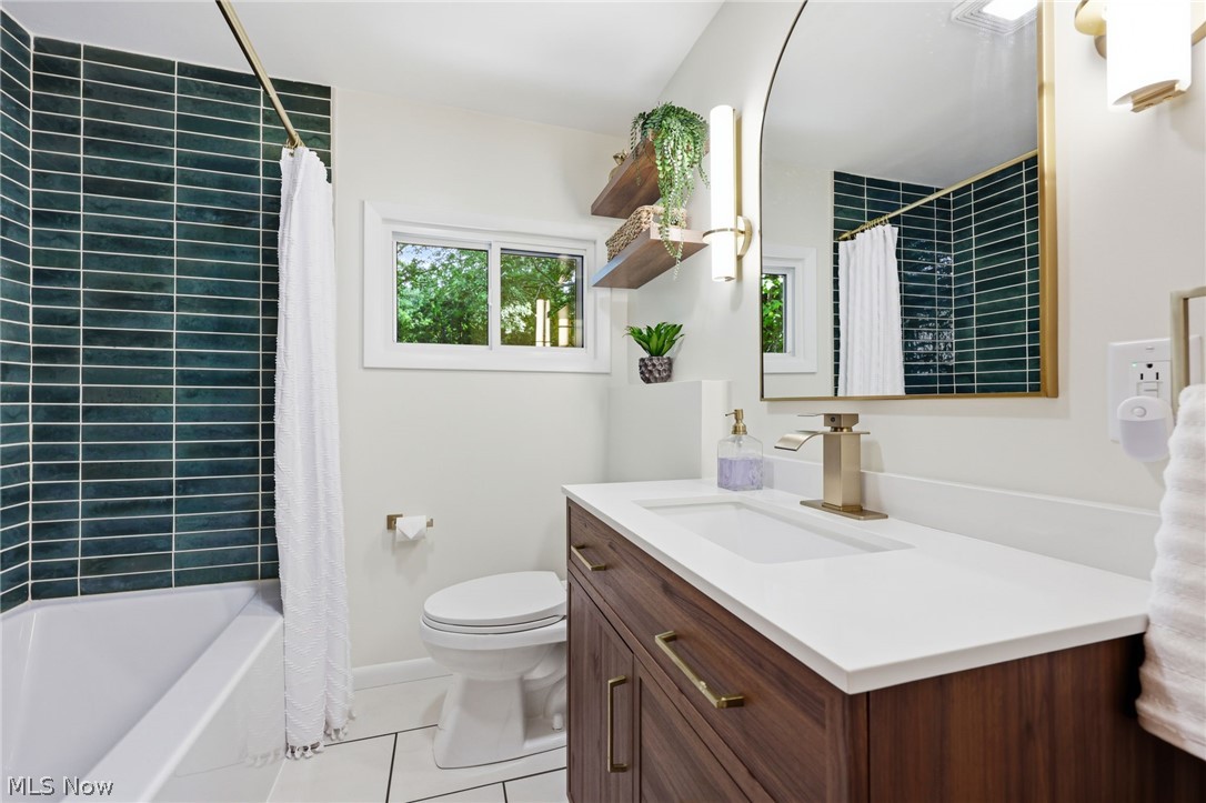 3031 Silverview Drive Silver Lake OH 44224