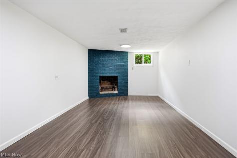 3031 Silverview Drive Silver Lake OH 44224