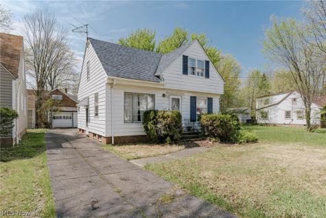 1004 Woodview Road Cleveland Heights OH 44121