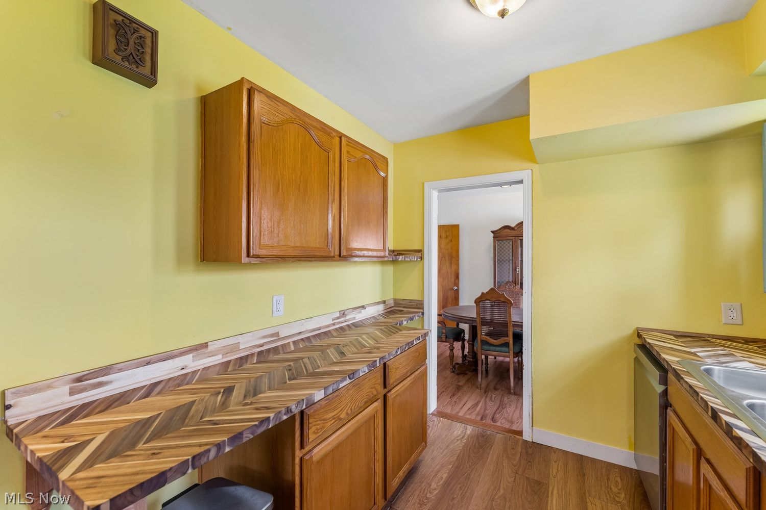 590 Bell Avenue Elyria OH 44035