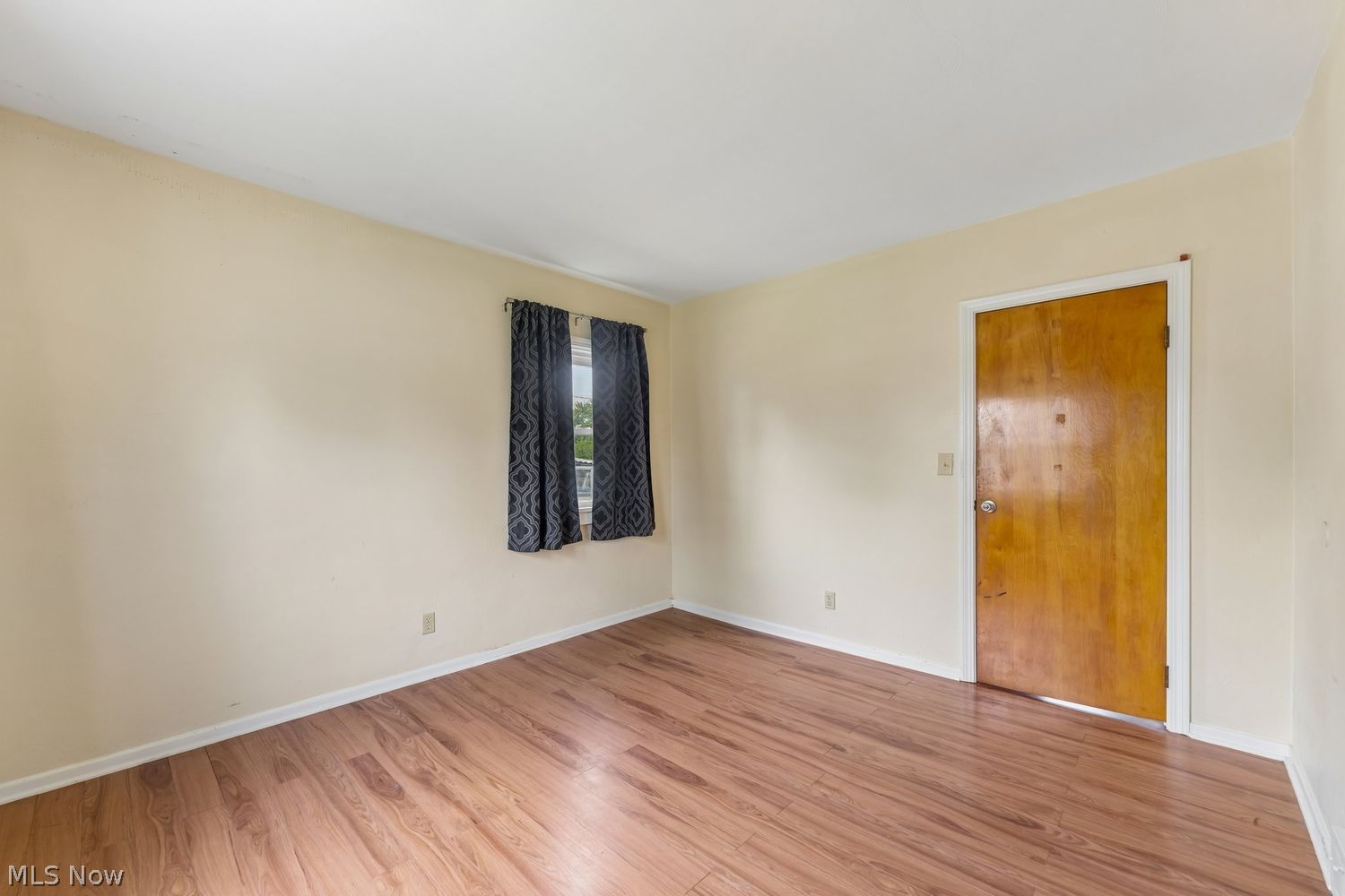 590 Bell Avenue Elyria OH 44035