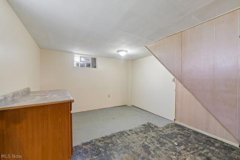 590 Bell Avenue Elyria OH 44035