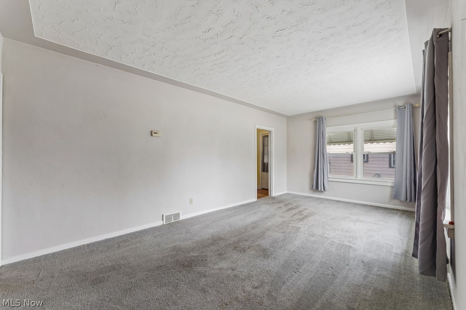 590 Bell Avenue Elyria OH 44035