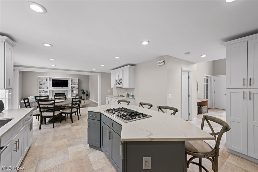 5045 Crofton Avenue Solon OH 44139