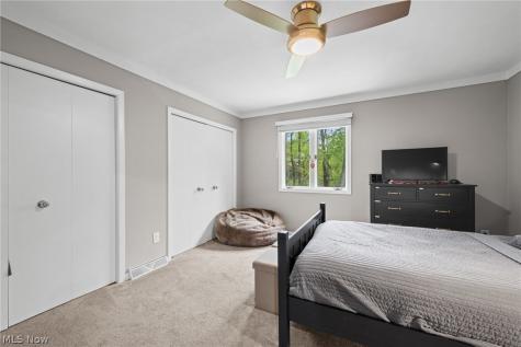 5045 Crofton Avenue Solon OH 44139