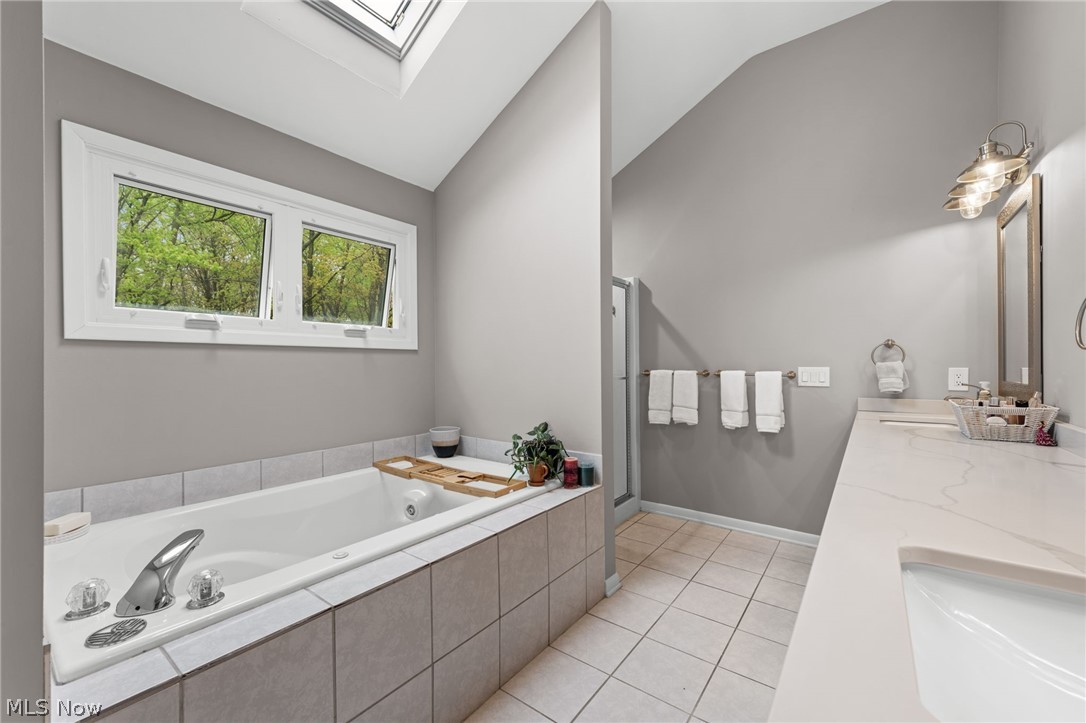 5045 Crofton Avenue Solon OH 44139