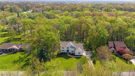 5045 Crofton Avenue Solon OH 44139