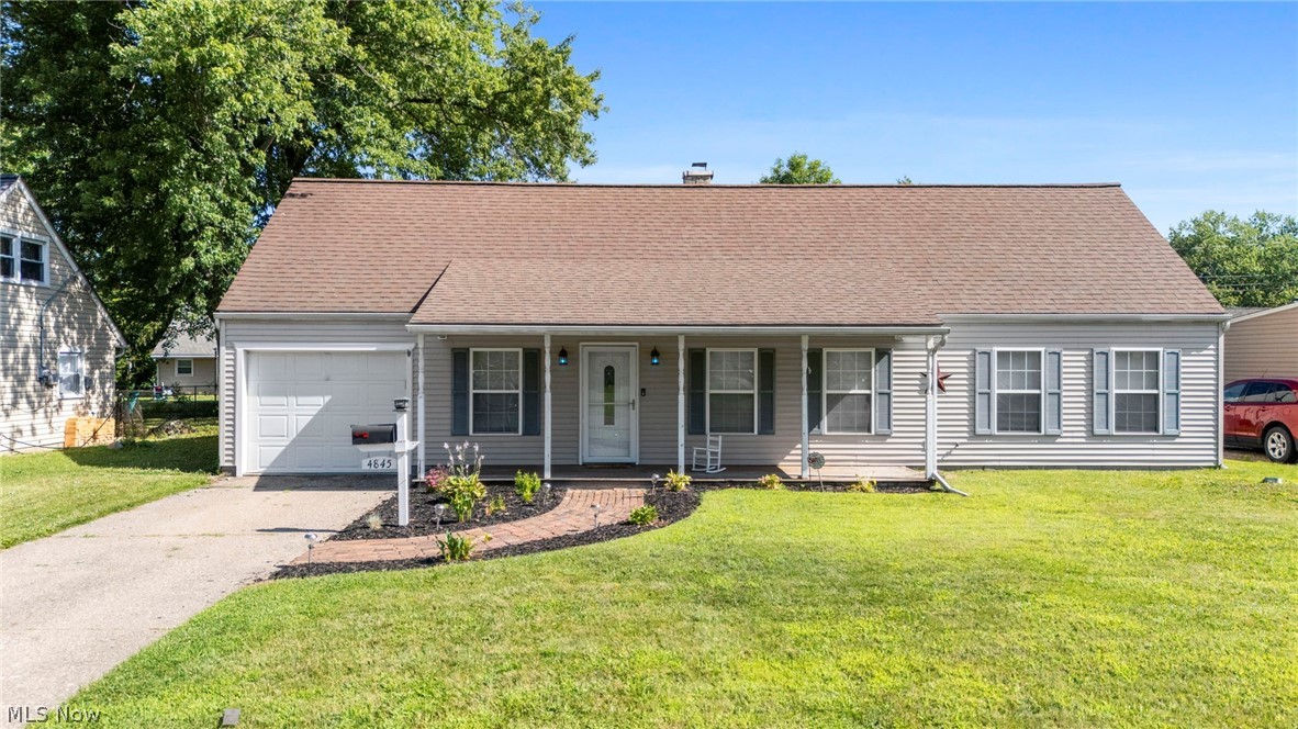 4845 Redwood Drive Sheffield Lake OH 44054