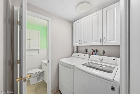 4845 Redwood Drive Sheffield Lake OH 44054