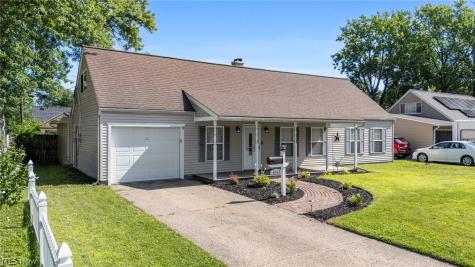 4845 Redwood Drive Sheffield Lake OH 44054