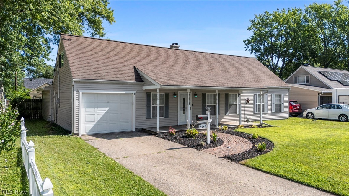 4845 Redwood Drive Sheffield Lake OH 44054
