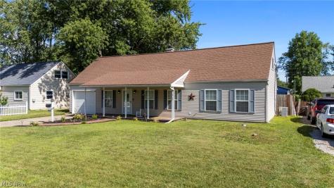 4845 Redwood Drive Sheffield Lake OH 44054