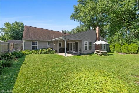 4845 Redwood Drive Sheffield Lake OH 44054